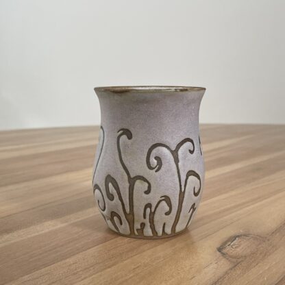 Small grey-pink vase, masked pattern - Image 2