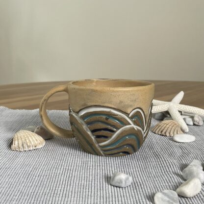 Sea-inspired beach mug, carved waves (10) - Image 2