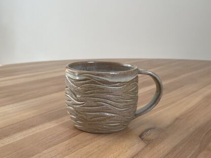 Mug with minty-green glaze and organic carvings (1) - Image 3