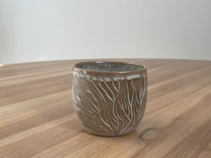 Mug with minty-green glaze and organic carvings (2) - Image 3