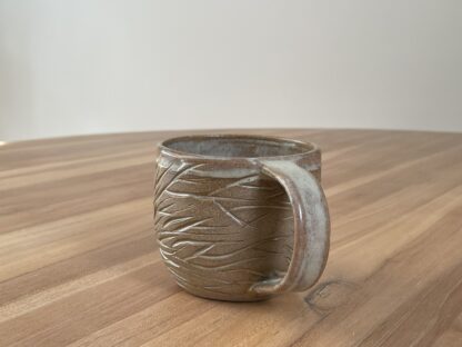 Mug with minty-green glaze and organic carvings (2) - Image 4