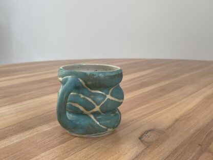 Jeans-blue wavy mug, masked swiggly pattern (2) - Image 3