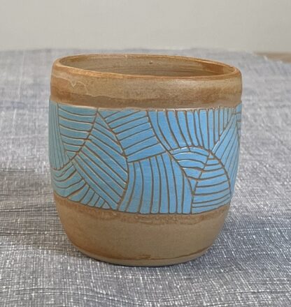 Geometric striped tumbler - swimmingpool