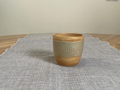 Geometric striped tumbler - avocado - Image 2