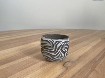 Salt&Pepper tumbler with swirly carvings (2) - Image 2