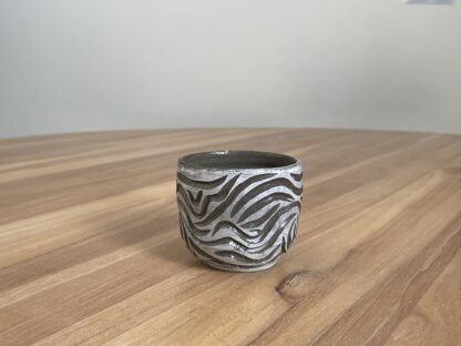 Salt&Pepper tumbler with swirly carvings (2) - Image 3