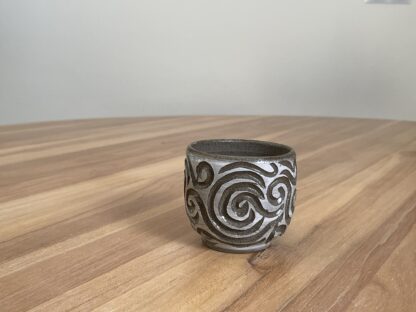 Salt&Pepper tumbler with swirly carvings (5) - Image 2