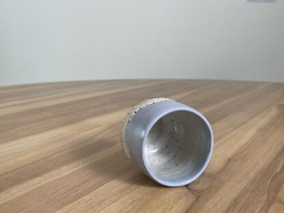 Violet tumbler with a cloud-like belt - Image 4