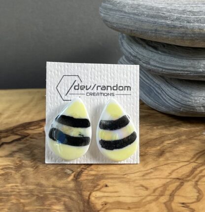 Bee earrings with perlescent wings