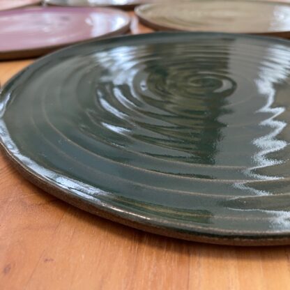 Seladon green dinner plate with subtle spiral - Image 6