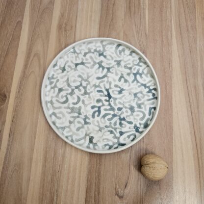 Seaweed-painted plate, big