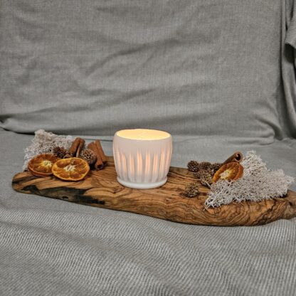 Porcelain luminary with carvings - Image 4