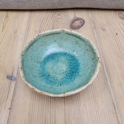 Spotted bowl with turquoise crackle - Image 2