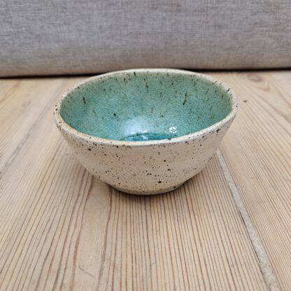 Spotted bowl with turquoise crackle