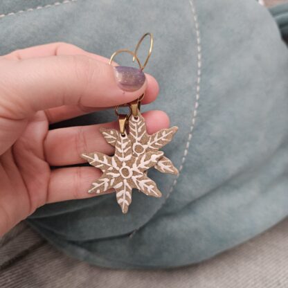 Gingerbread snowflake earrings - Image 2