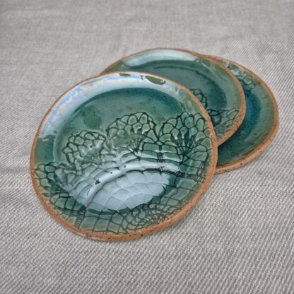 Trinket plate with napkin embossing