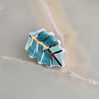 Porcelain pin - green leaf with gold