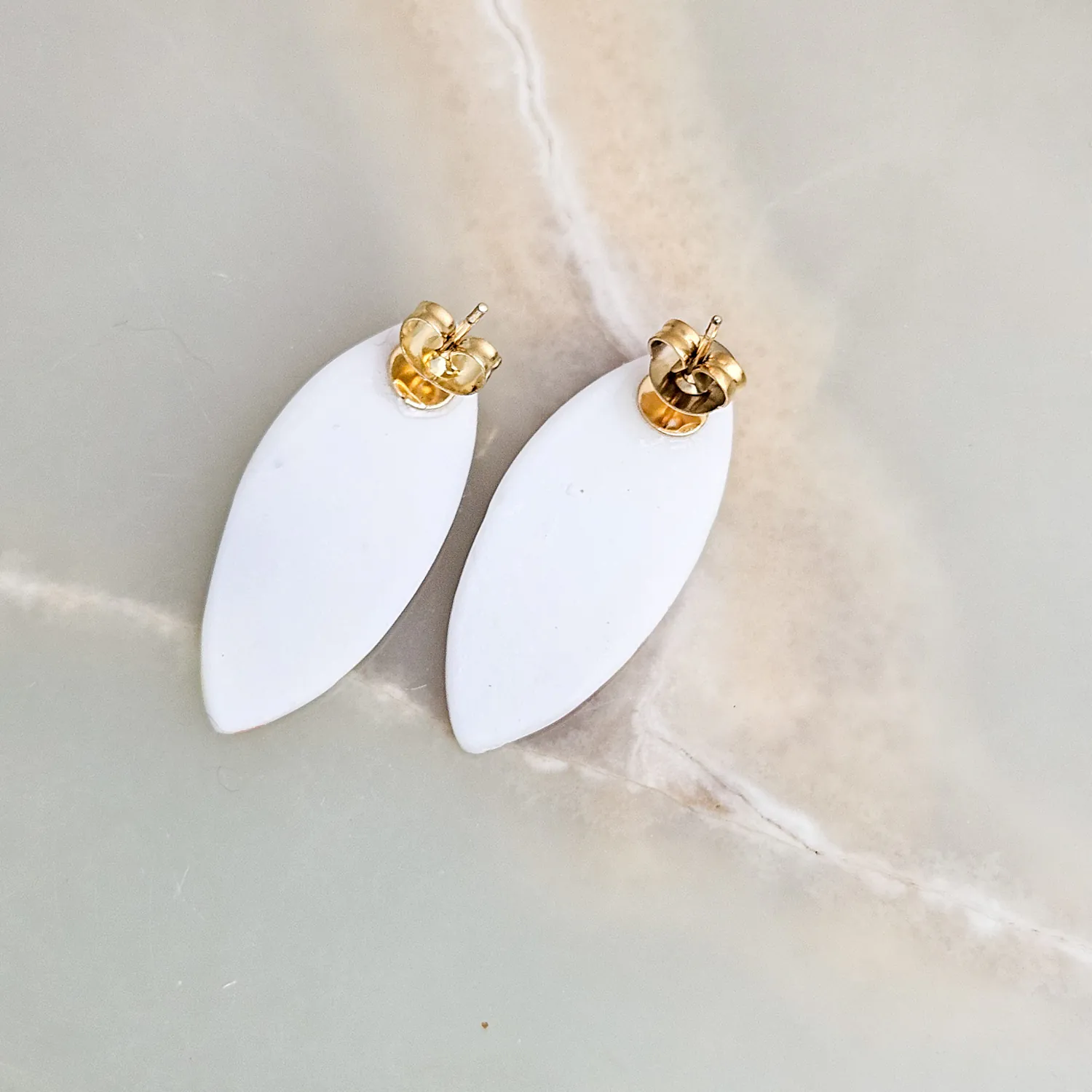 Porcelain stick-earrings - autumn leaf with gold - Image 3