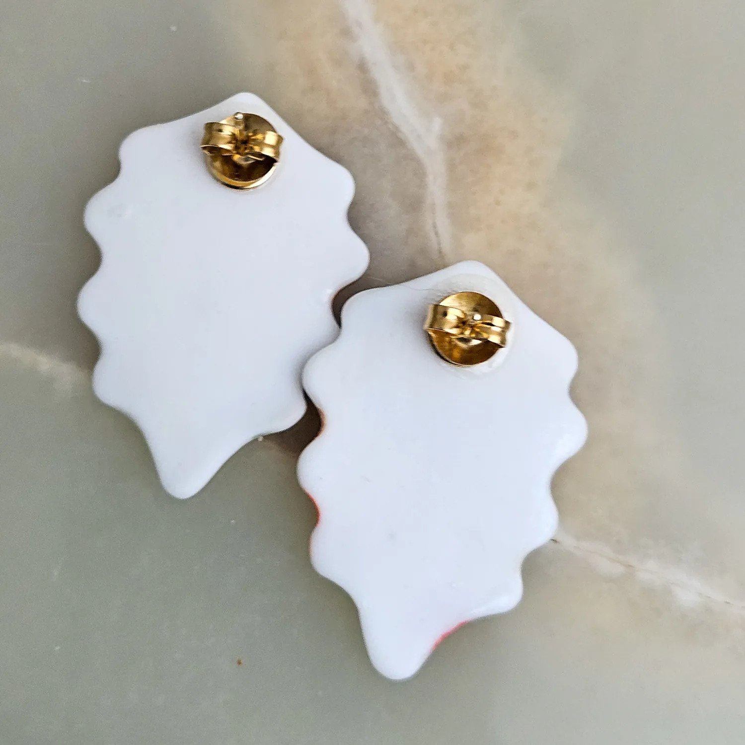 Porcelain stick-earrings - autumn leaf with gold - Image 3