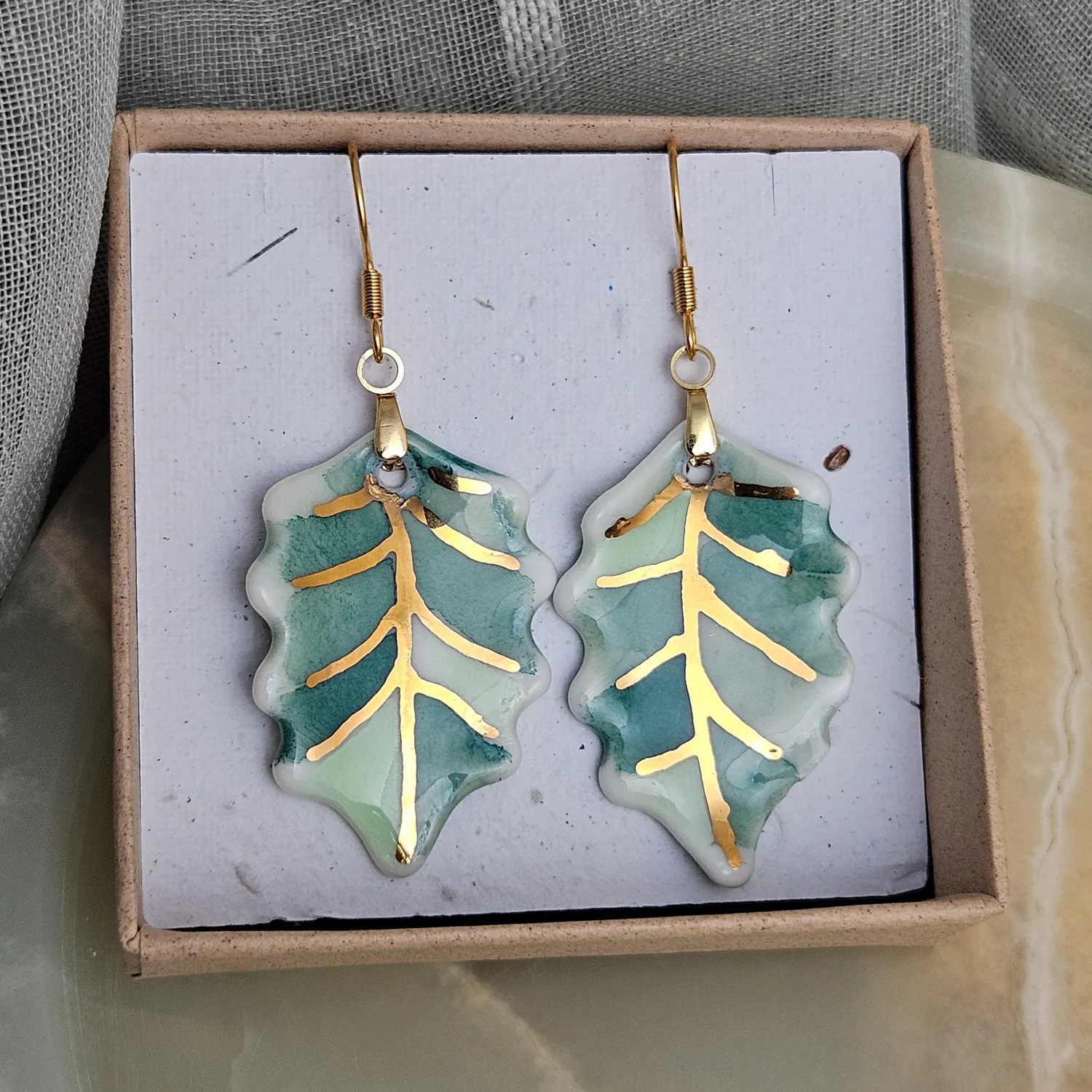 Hanging porcelain earrings - green leaf with gold - Image 5