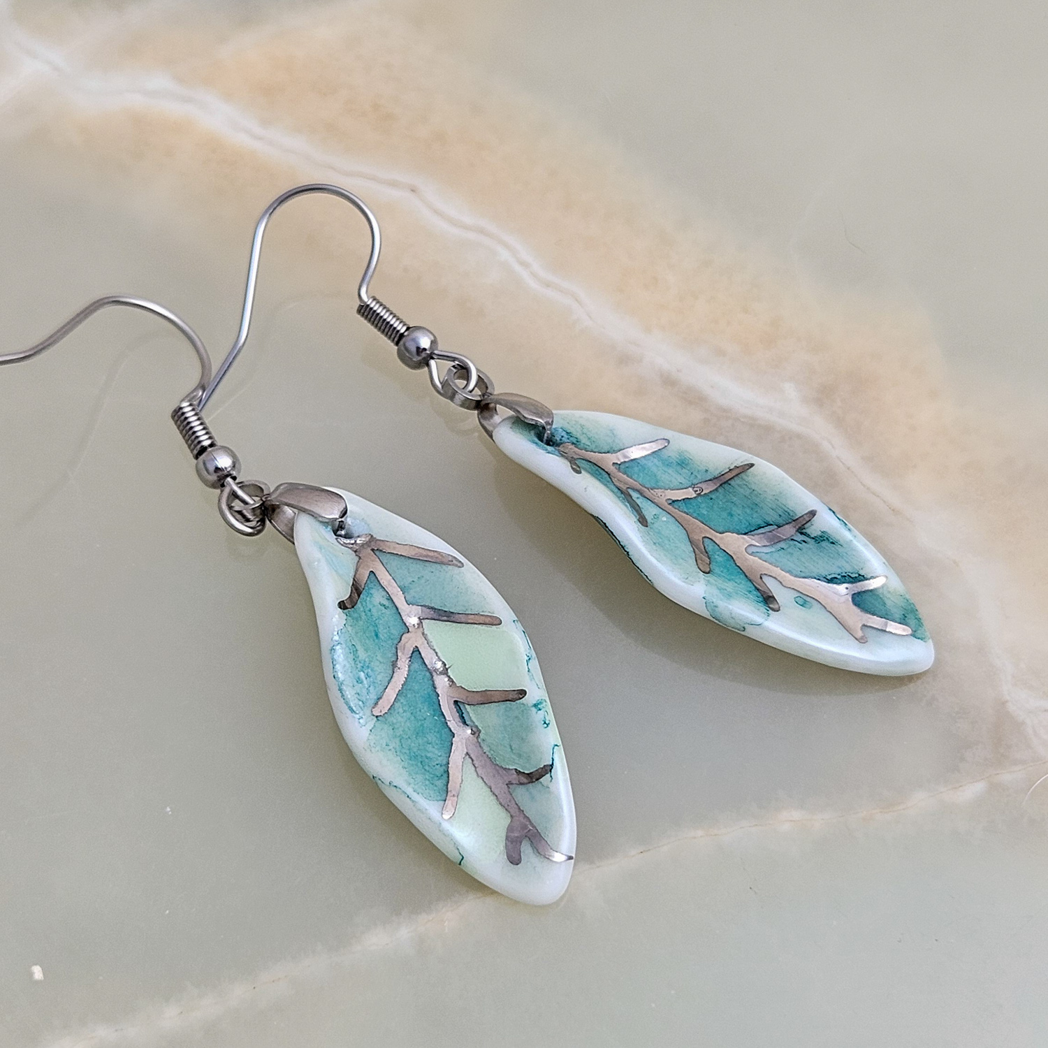 Dangle fine ceramic porcelain designer earrings - green leaf with silver accents (white gold) - Image 2