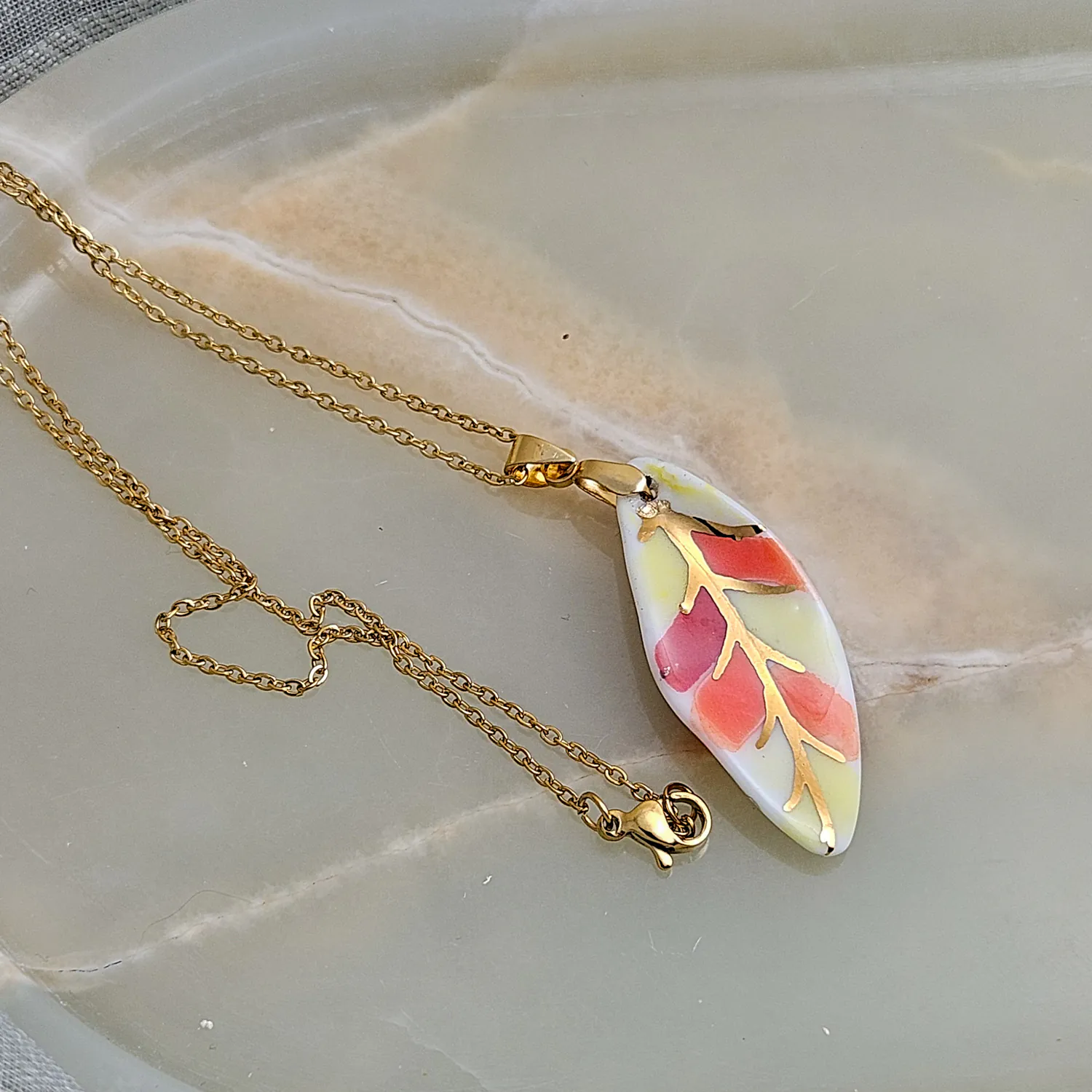 Porcelain necklace - autumn leaf with gold - Image 2