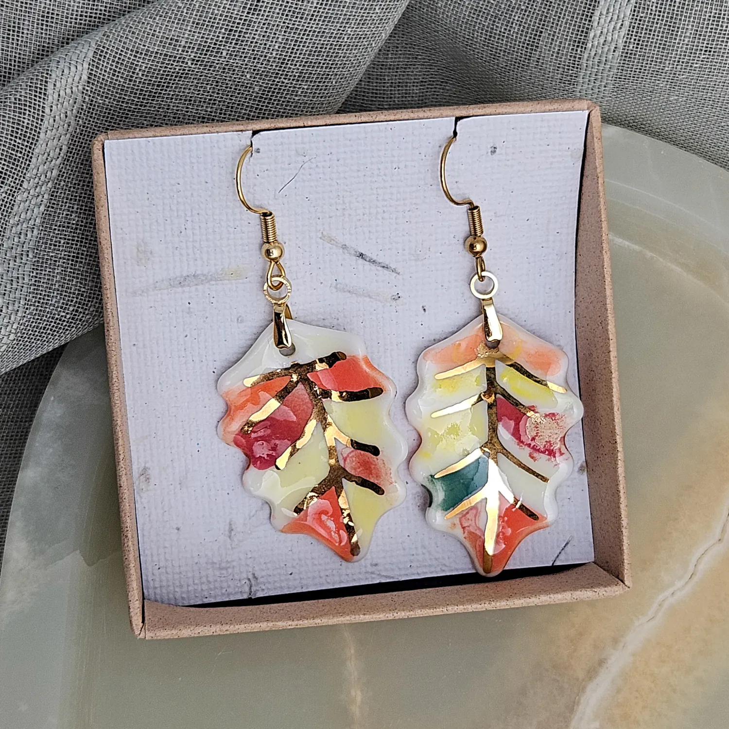 Hanging porcelain earrings - autumn leaf with gold - Image 5