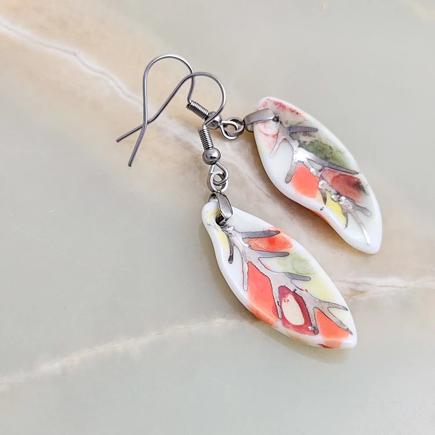 Dangle fine ceramic porcelain designer earrings - autumn leaf with silver accents (white gold) - Image 2