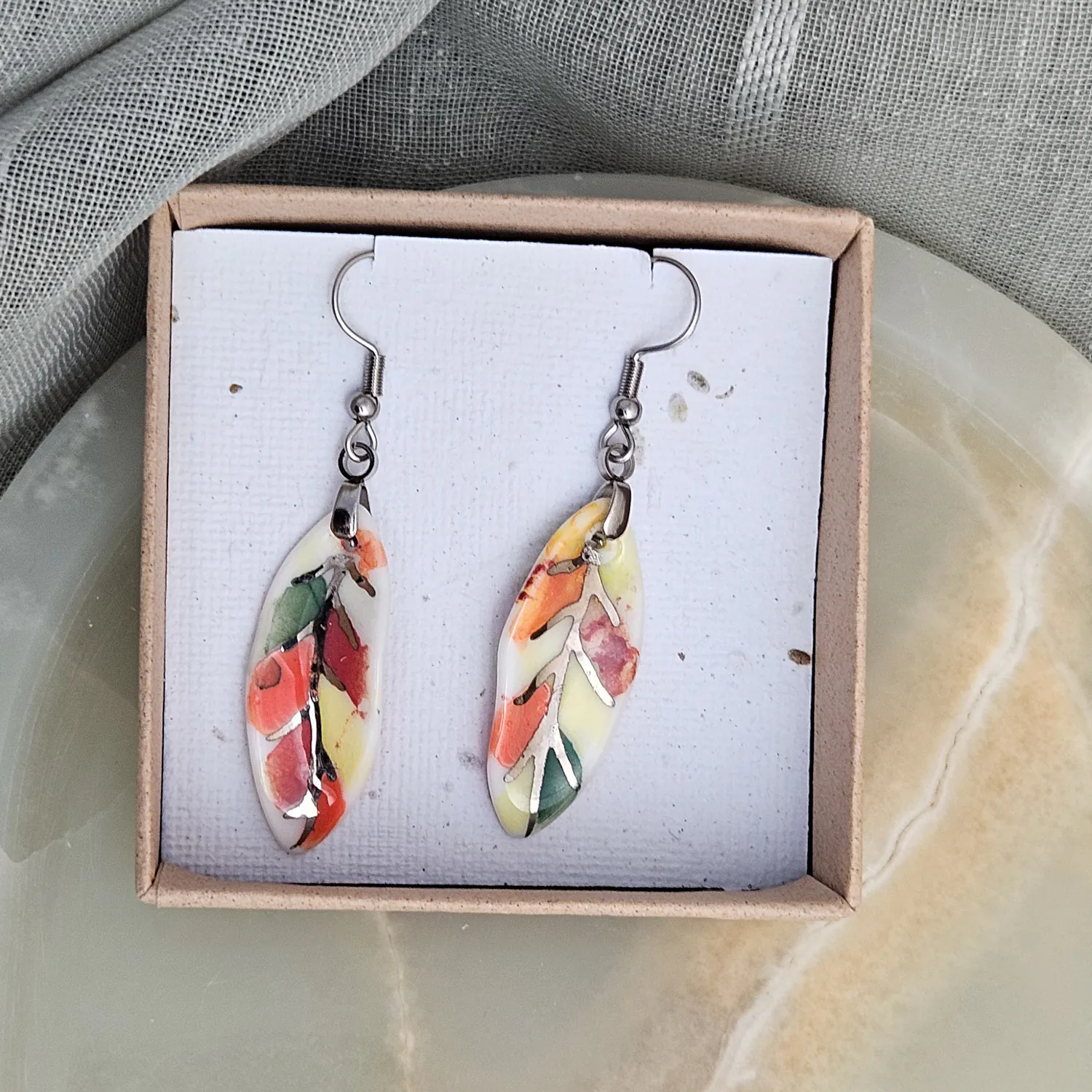 Dangle fine ceramic porcelain designer earrings - autumn leaf with silver accents (white gold) - Image 5