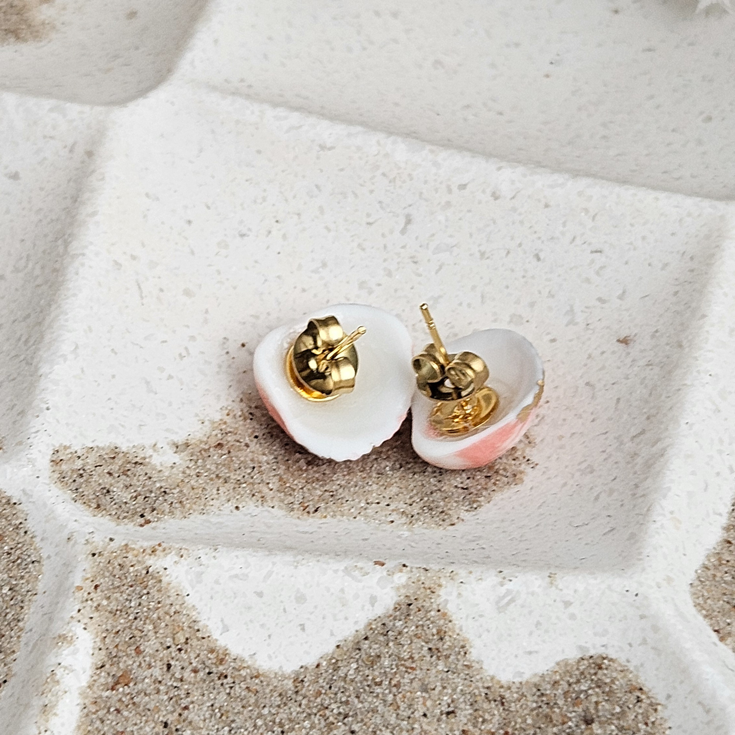 Rose pink fine ceramic porcelain hypoallergenic stud designer earrings for sensitive ears - authentic Mediterranean shell imprints with 22k gold plating - obrazek 4