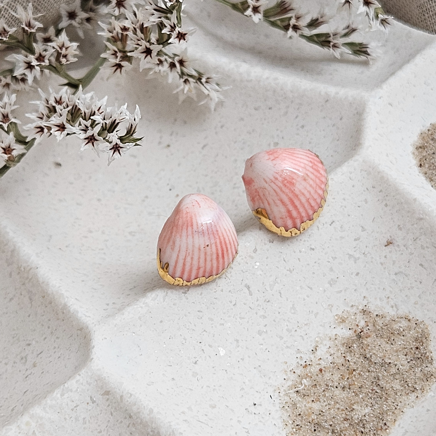 Rose pink fine ceramic porcelain hypoallergenic stud designer earrings for sensitive ears - authentic Mediterranean shell imprints with 22k gold plating - obrazek 2