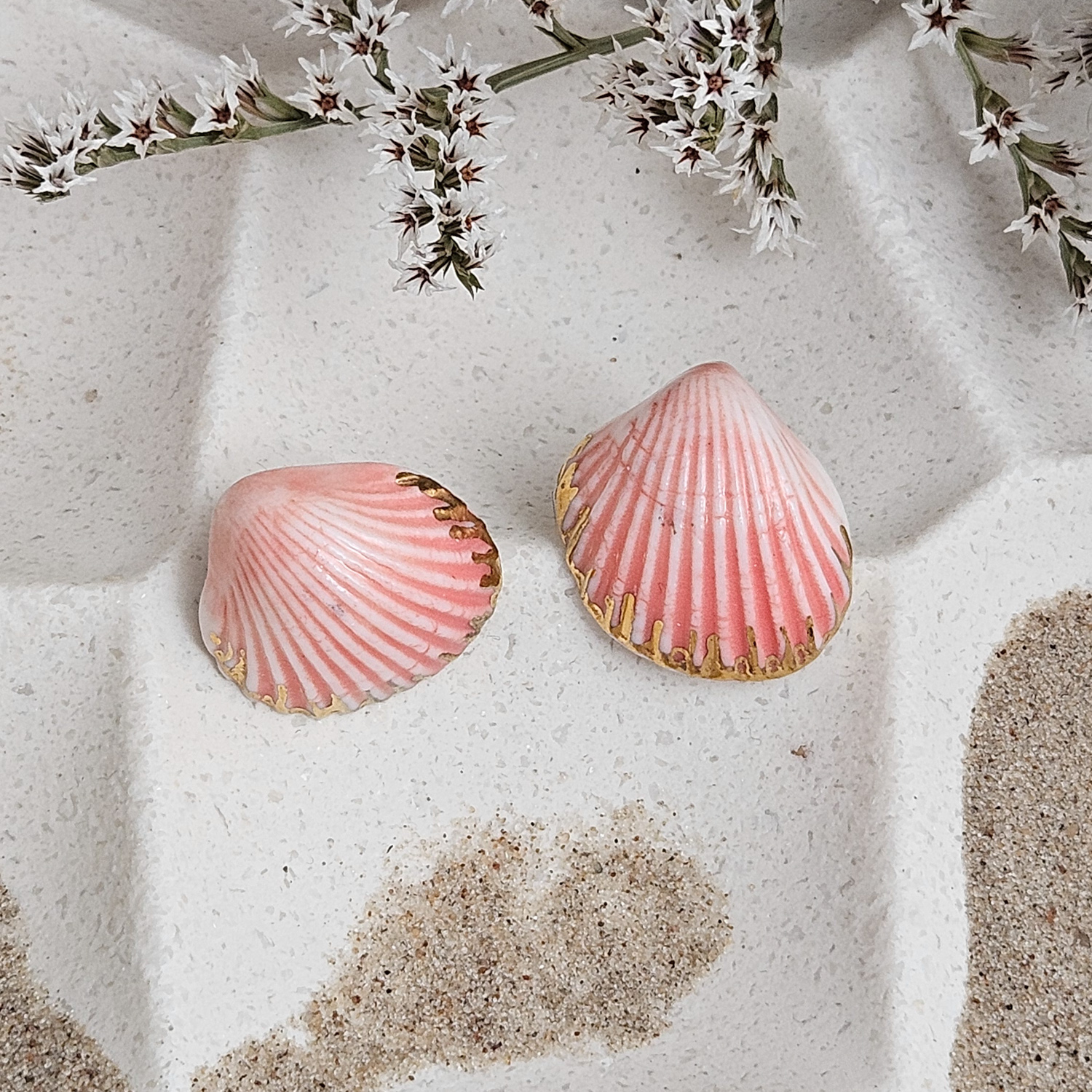 Pink porcelain stud earrings - embossed sea shells with gold - Image 2