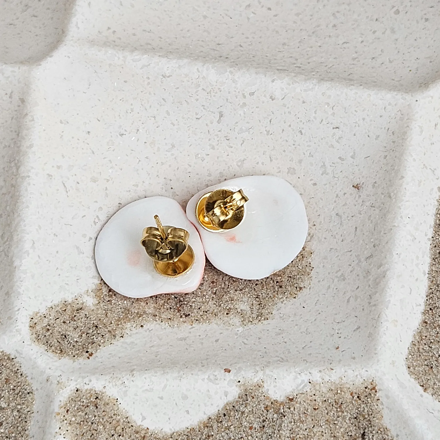 Rose pink fine ceramic porcelain hypoallergenic stud designer earrings for sensitive ears - authentic Mediterranean shell imprints with 22k gold plating - Image 3