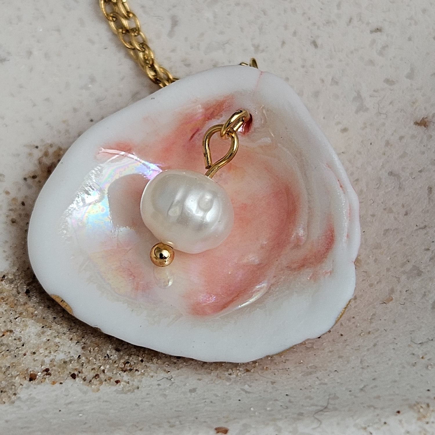 Rose pink fine ceramic porcelain designer necklace - authentic Mediterranean shell imprint with 22k gold plating and pearl - obrazek 4