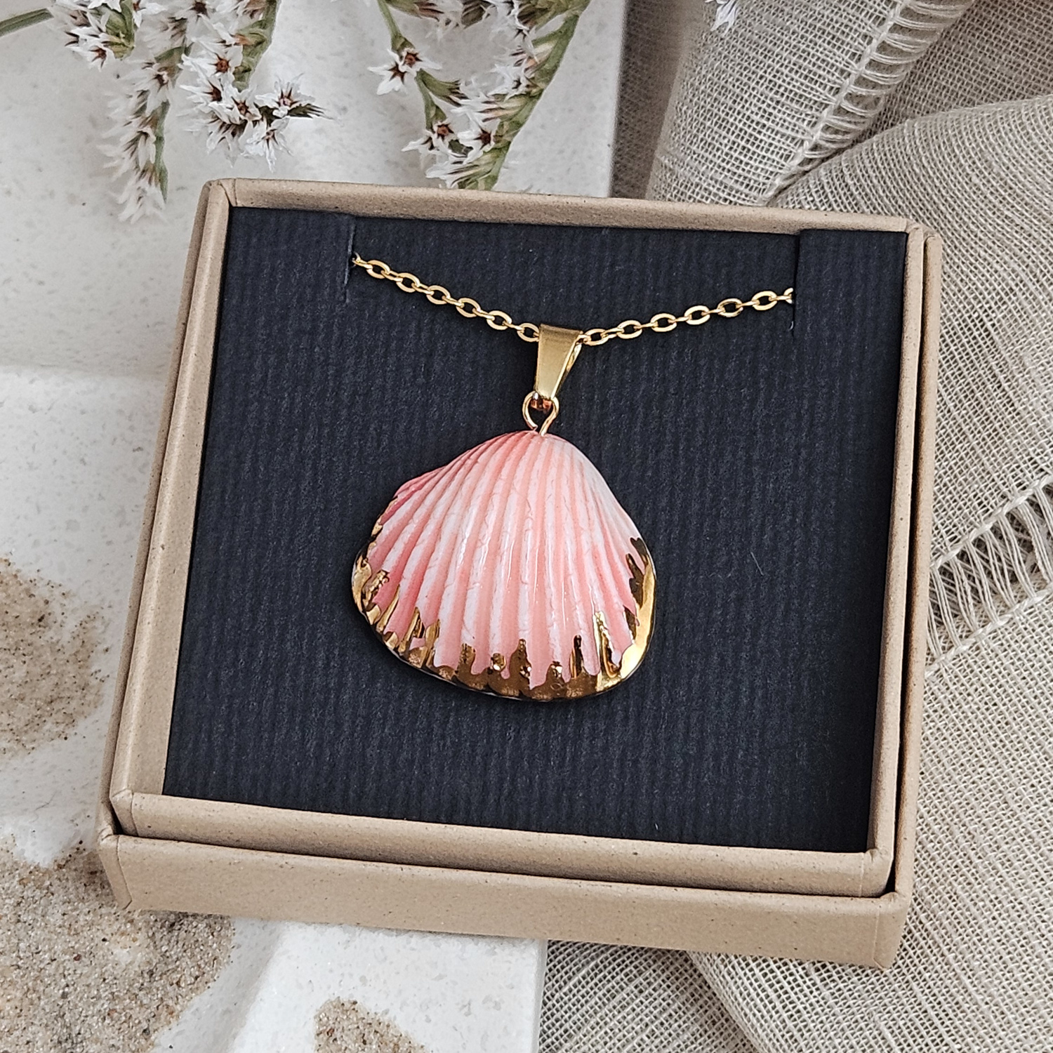 Rose pink fine ceramic porcelain designer necklace - authentic Mediterranean shell imprint with 22k gold plating and pearl - obrazek 5