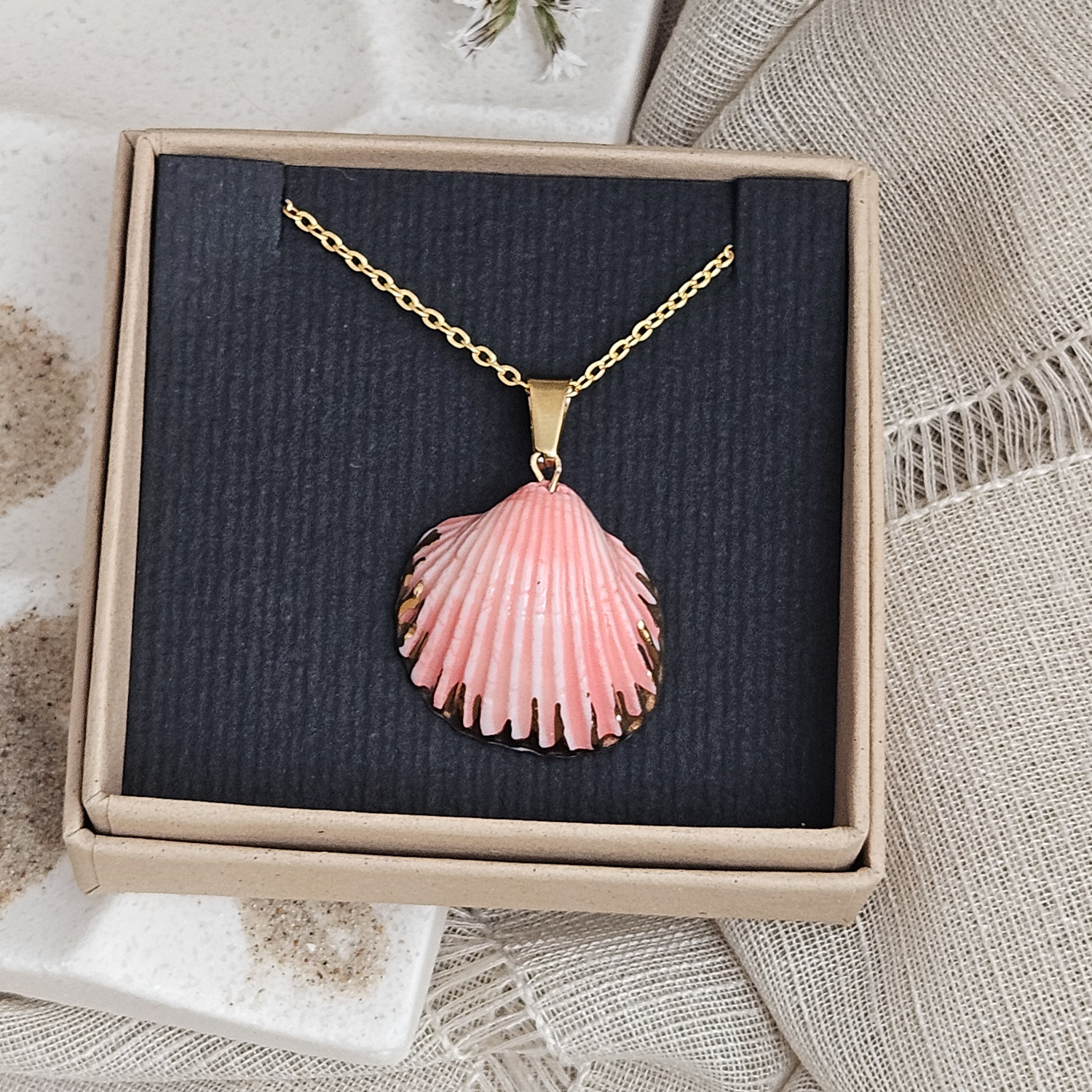 Rose pink fine ceramic porcelain designer necklace - authentic Mediterranean shell imprint with 22k gold plating and pearl - obrazek 5
