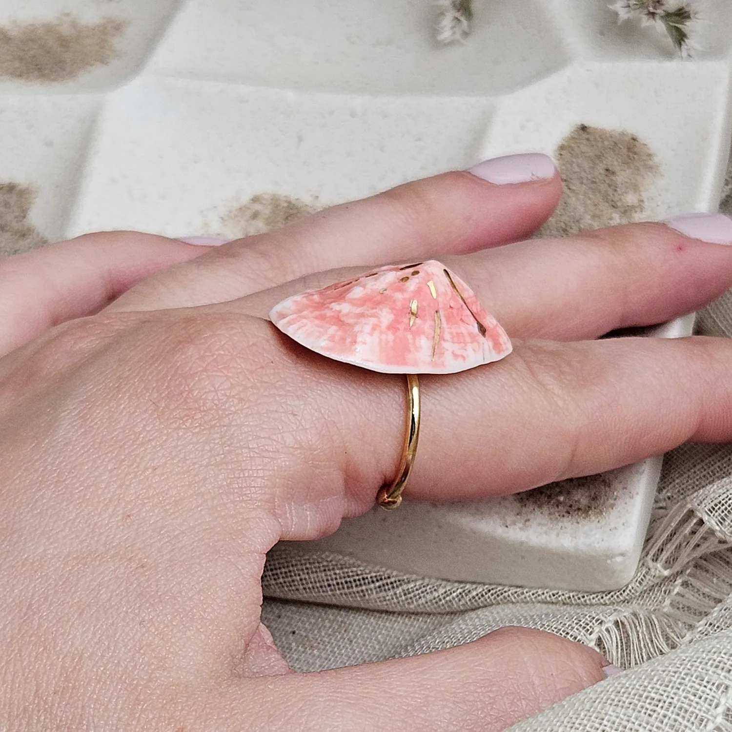 Adjustable ring with pink fine ceramic porcelain shell - authentic Mediterranean shell imprint with 22k gold plating - Image 5