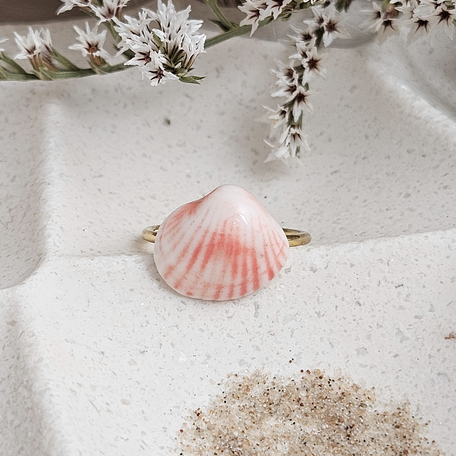 Adjustable ring with pink fine ceramic porcelain shell - authentic Mediterranean shell imprint - obrazek 2