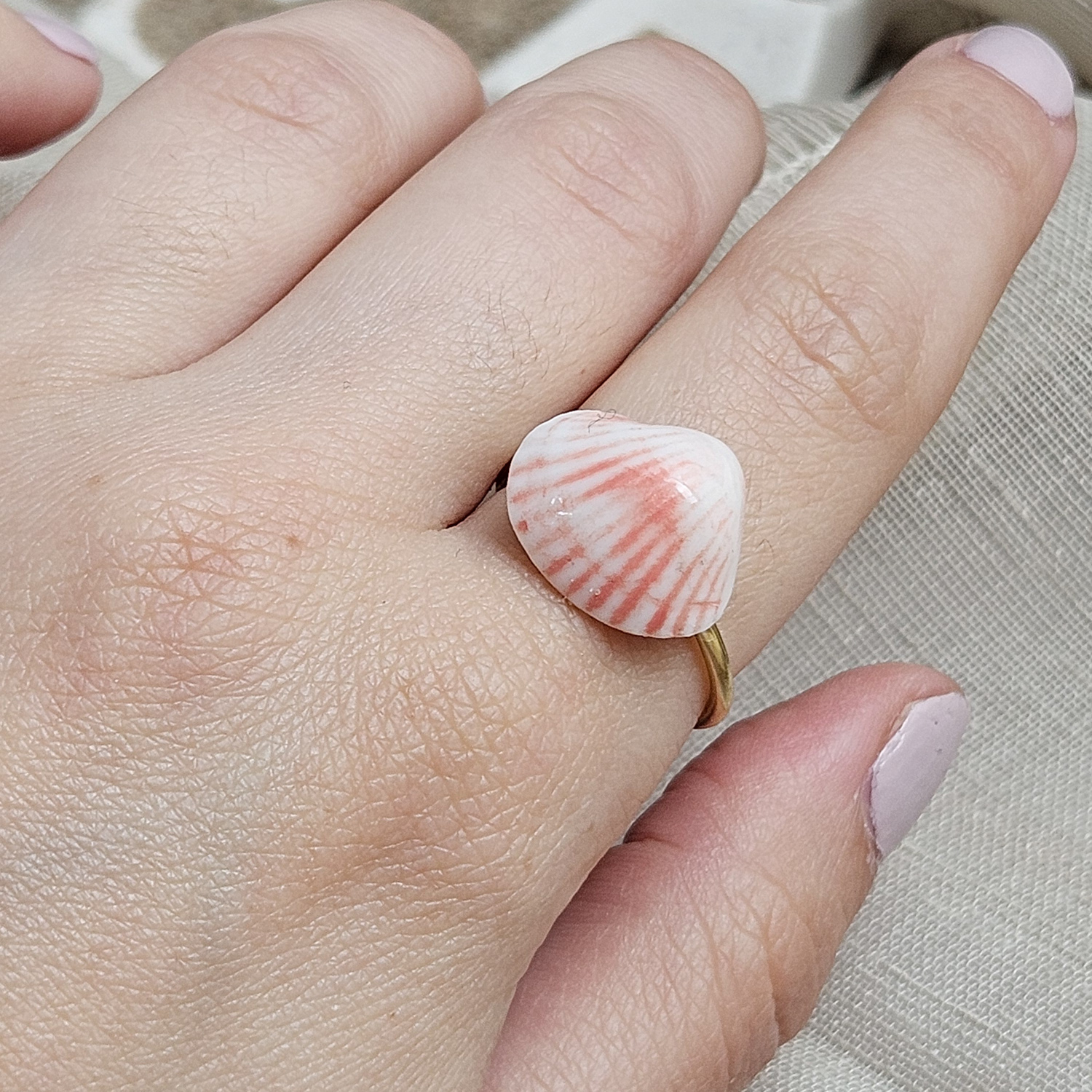 Adjustable ring with pink fine ceramic porcelain shell - authentic Mediterranean shell imprint - obrazek 5