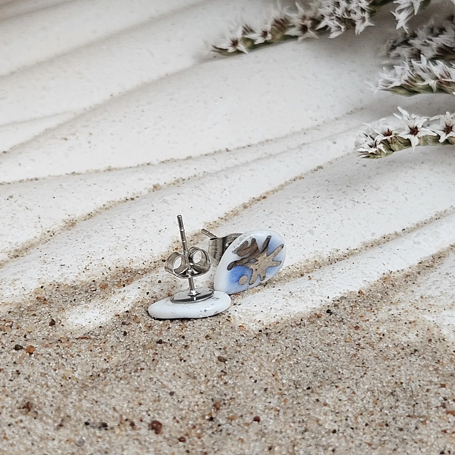 Cobalt blue fine ceramic porcelain hypoallergenic stud designer earrings for sensitive ears - hand-painted artisan shrimps with silver accents (white gold) - Image 3