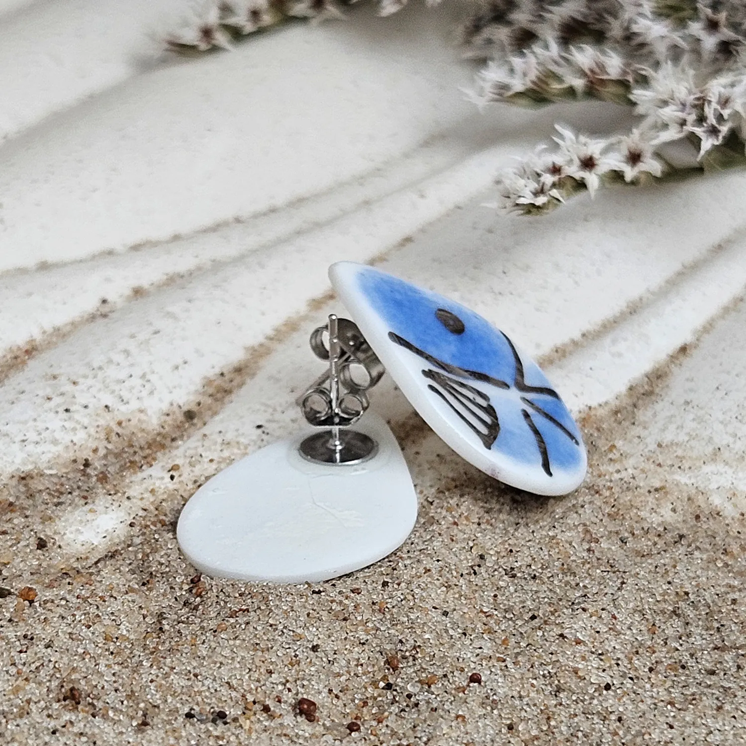 Cobalt blue fine ceramic porcelain hypoallergenic stud designer earrings for sensitive ears - hand-painted artisan shrimps with silver accents (white gold) - Image 3