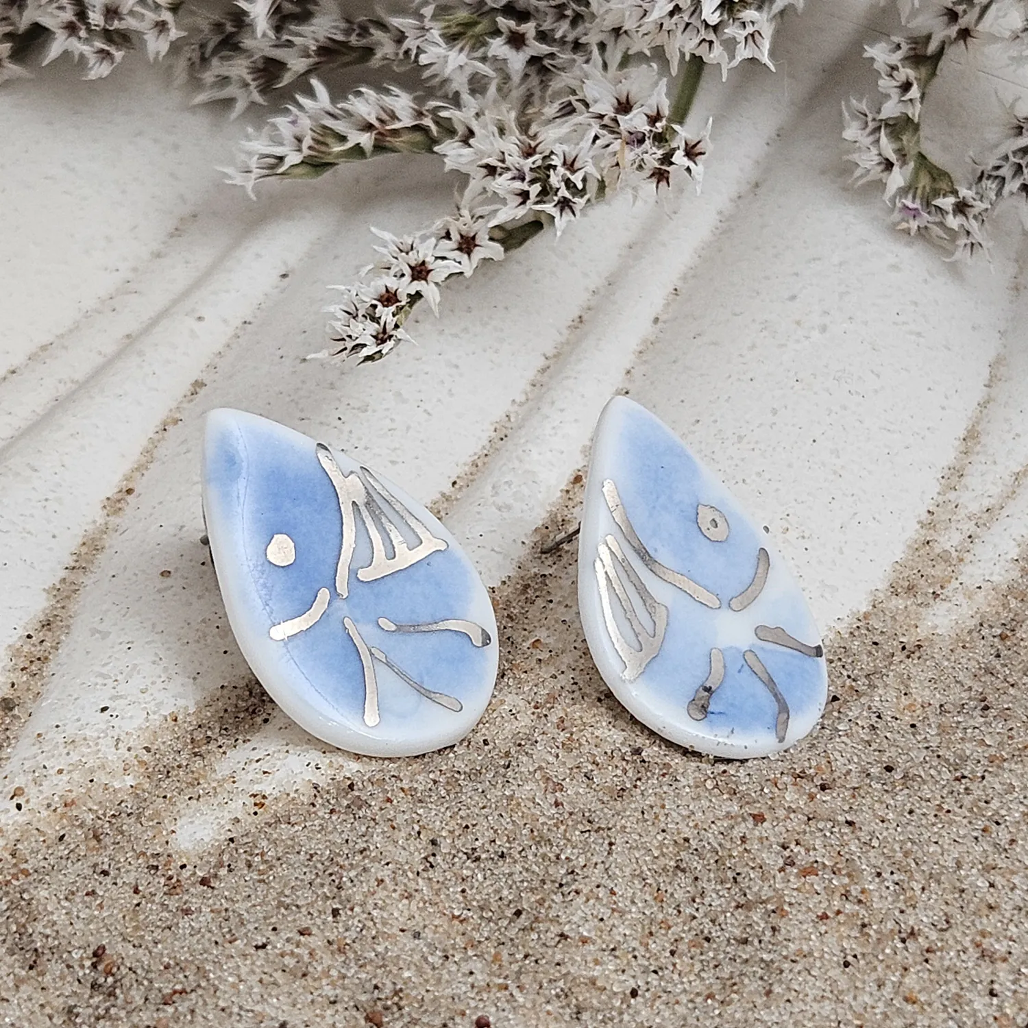 Cobalt blue fine ceramic porcelain hypoallergenic stud designer earrings for sensitive ears - hand-painted artisan shrimps with silver accents (white gold) - Image 2