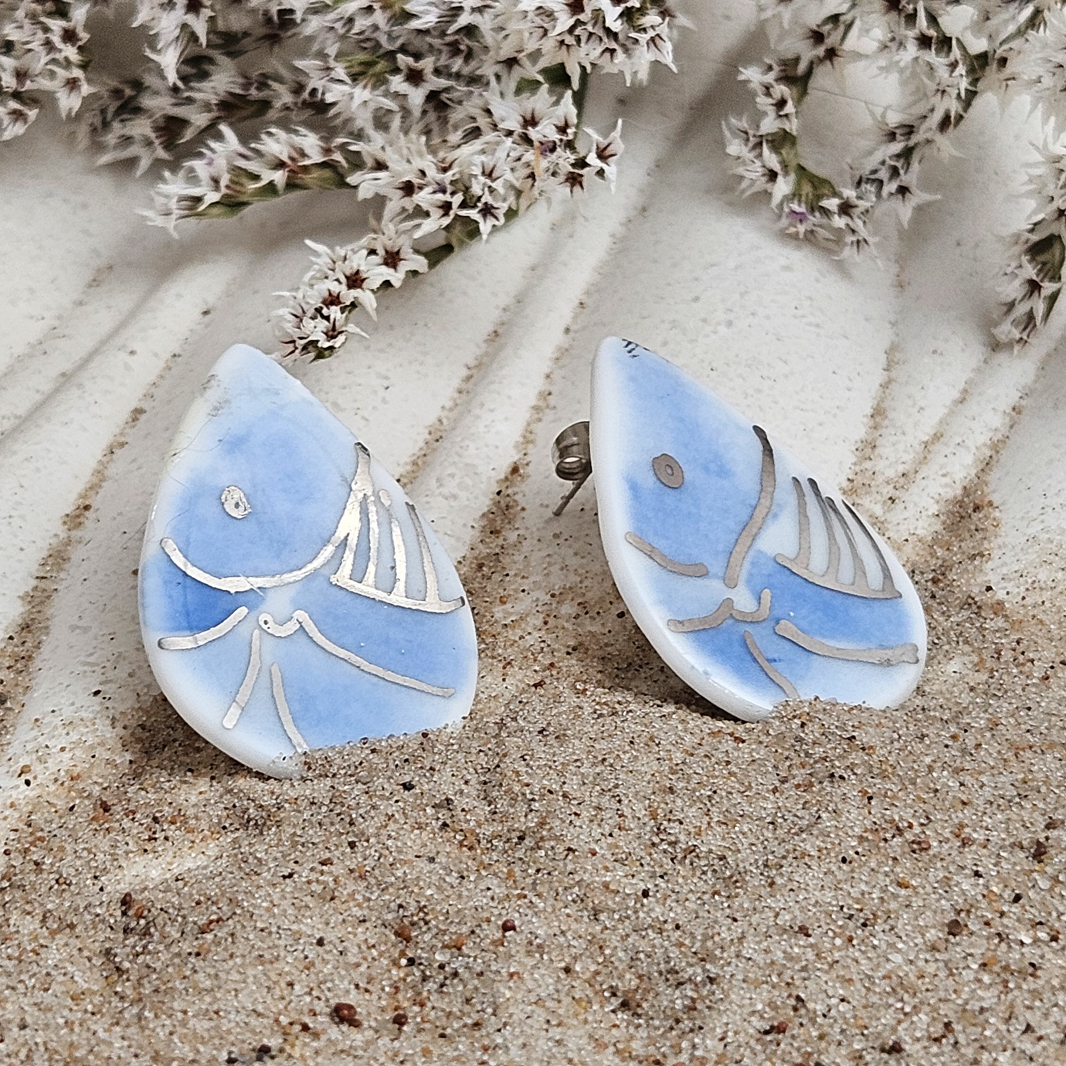 Cobalt blue fine ceramic porcelain hypoallergenic stud designer earrings for sensitive ears - hand-painted artisan shrimps with silver accents (white gold) - Image 2