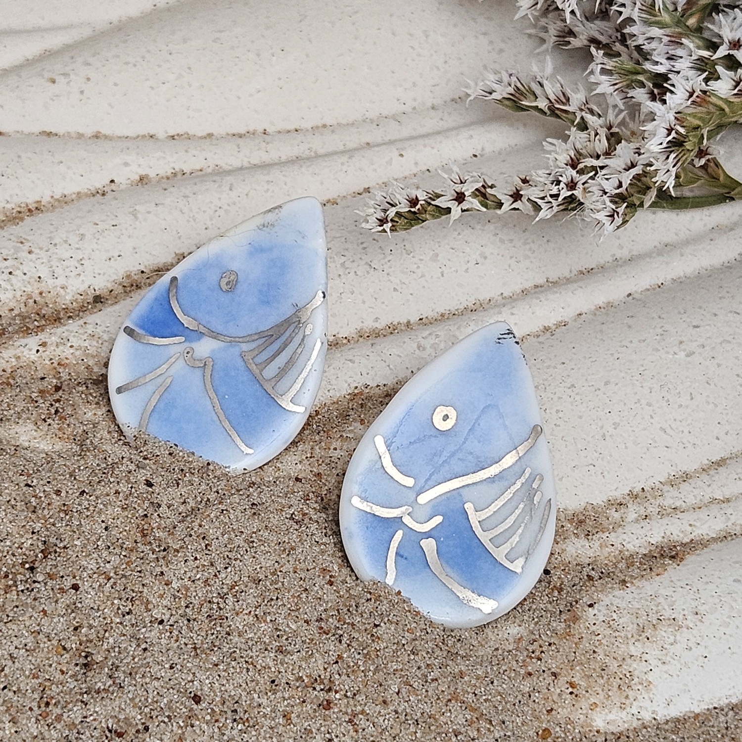 Cobalt blue fine ceramic porcelain hypoallergenic stud designer earrings for sensitive ears - hand-painted artisan shrimps with silver accents (white gold) - Image 3