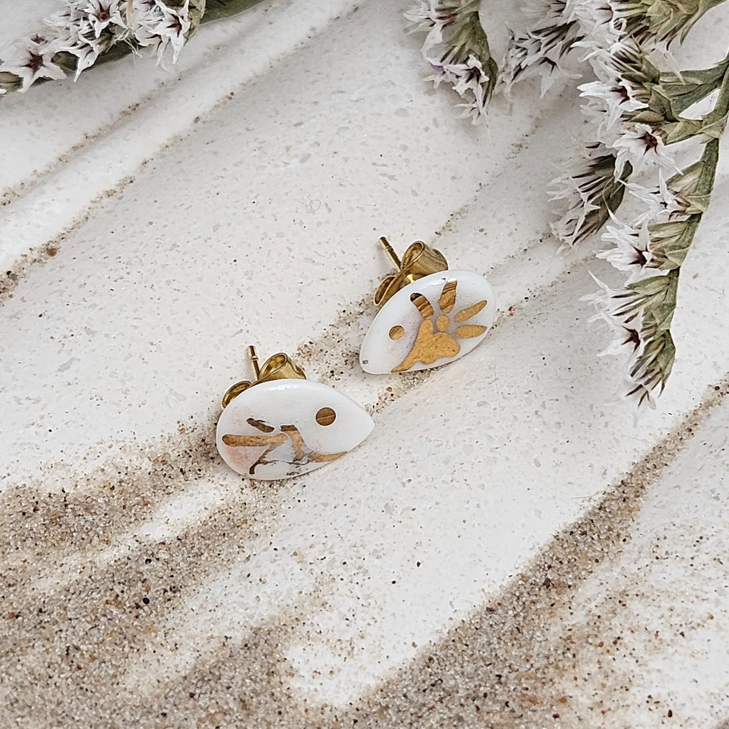 Fine ceramic fine ceramic porcelain hypoallergenic stud designer earrings for sensitive ears - hand-painted artisan shrimps with 22k gold plating - Image 2