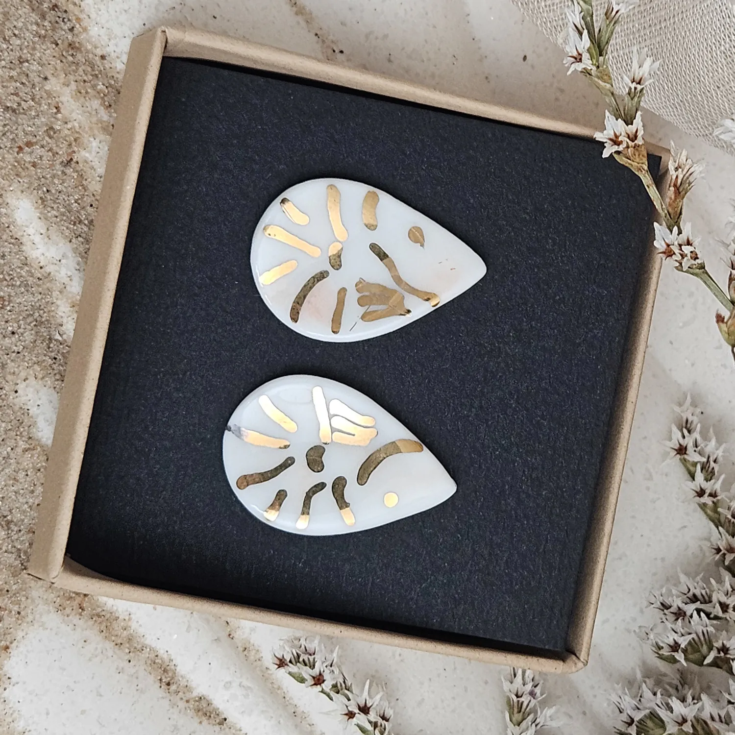 Fine ceramic fine ceramic porcelain hypoallergenic stud designer earrings for sensitive ears - hand-painted artisan shrimps with 22k gold plating - Image 4