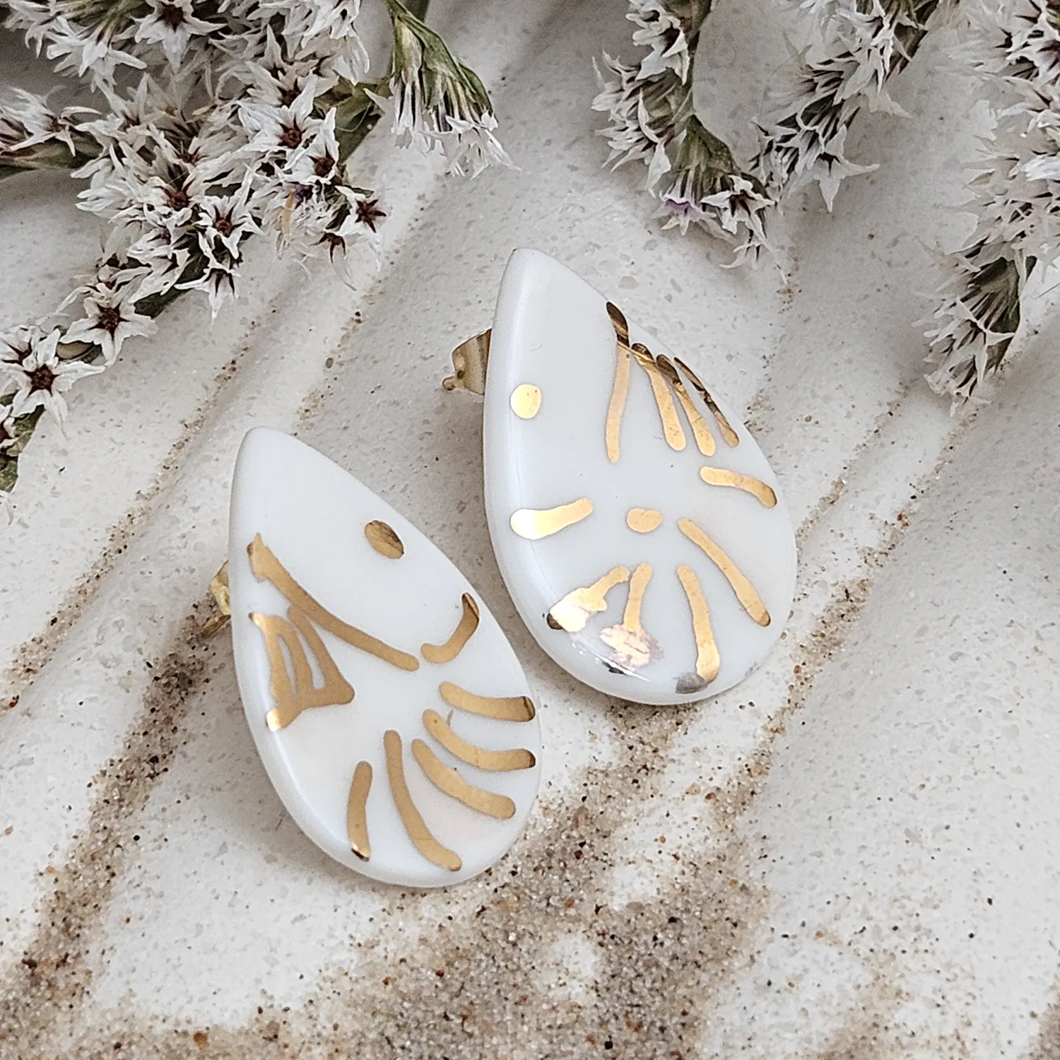 Fine ceramic fine ceramic porcelain hypoallergenic stud designer earrings for sensitive ears - hand-painted artisan shrimps with 22k gold plating - Image 2