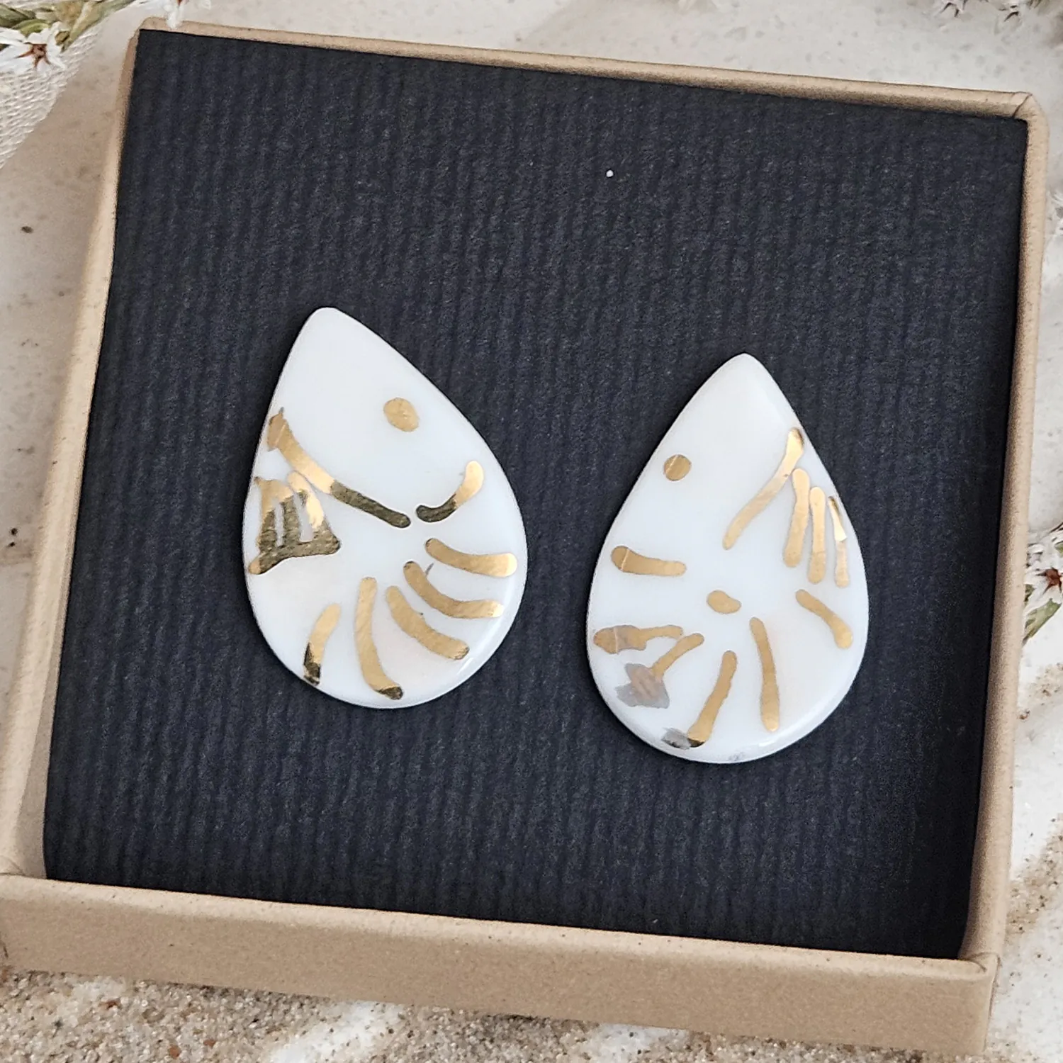 Fine ceramic fine ceramic porcelain hypoallergenic stud designer earrings for sensitive ears - hand-painted artisan shrimps with 22k gold plating - Image 5