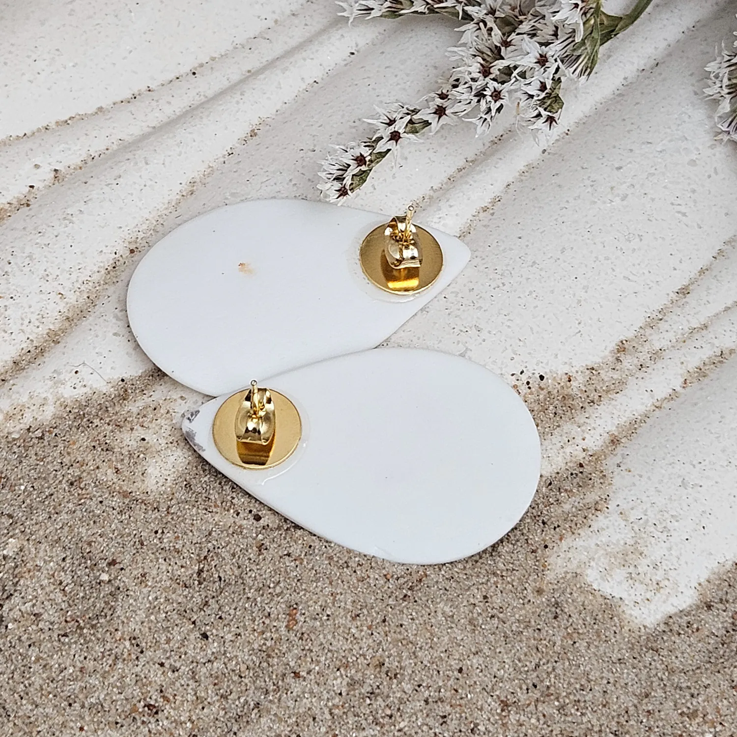 Fine ceramic fine ceramic porcelain hypoallergenic stud designer earrings for sensitive ears - hand-painted artisan shrimps with 22k gold plating - Image 4