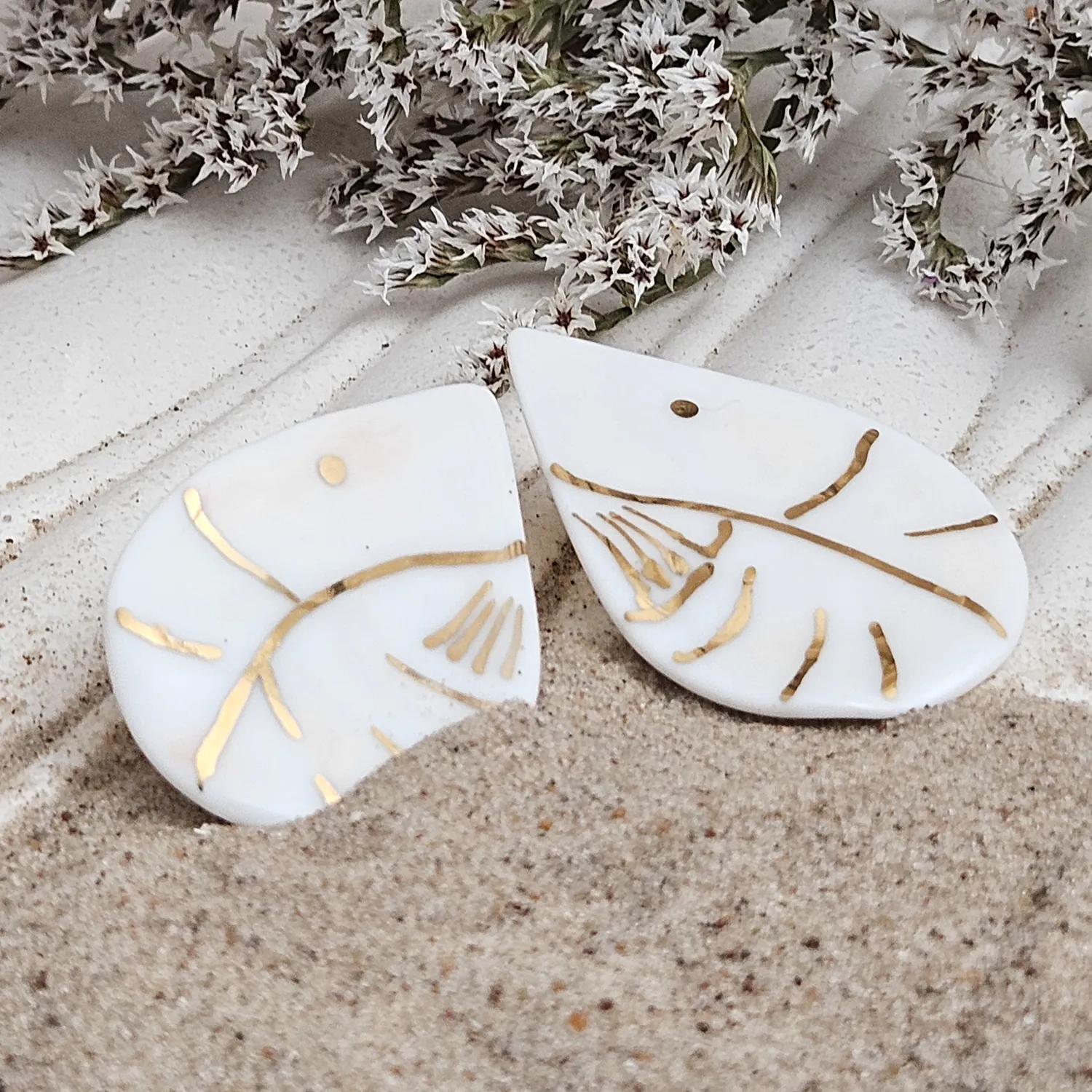 Fine ceramic fine ceramic porcelain hypoallergenic stud designer earrings for sensitive ears - hand-painted artisan shrimps with 22k gold plating - Image 2